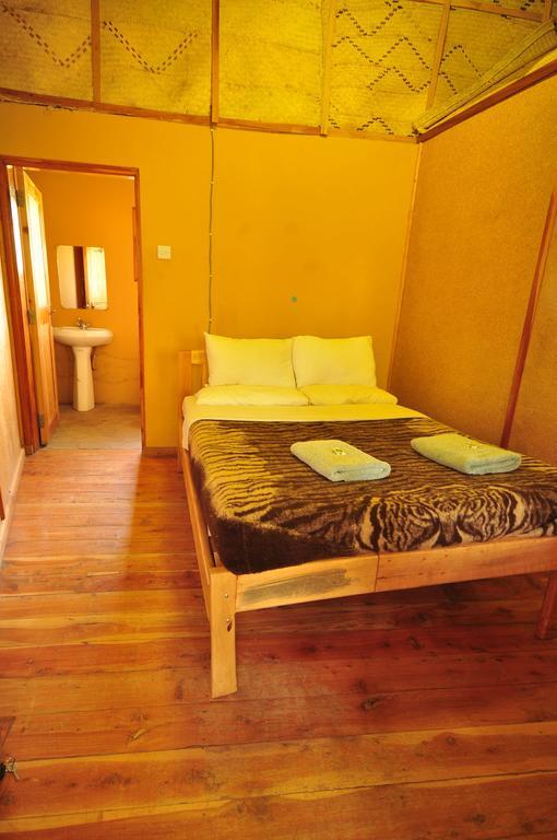 Naiberi River Campsite & Resort Элдорет Номер фото