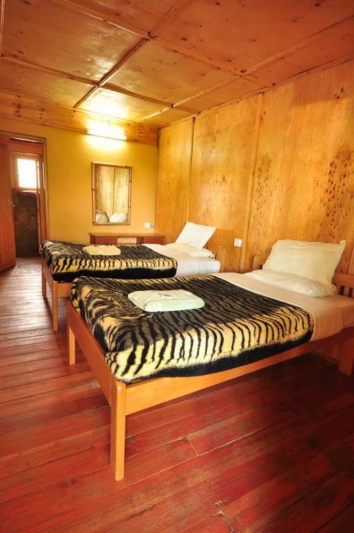 Naiberi River Campsite & Resort Элдорет Номер фото