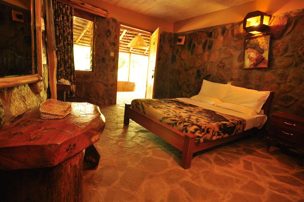 Naiberi River Campsite & Resort Элдорет Номер фото